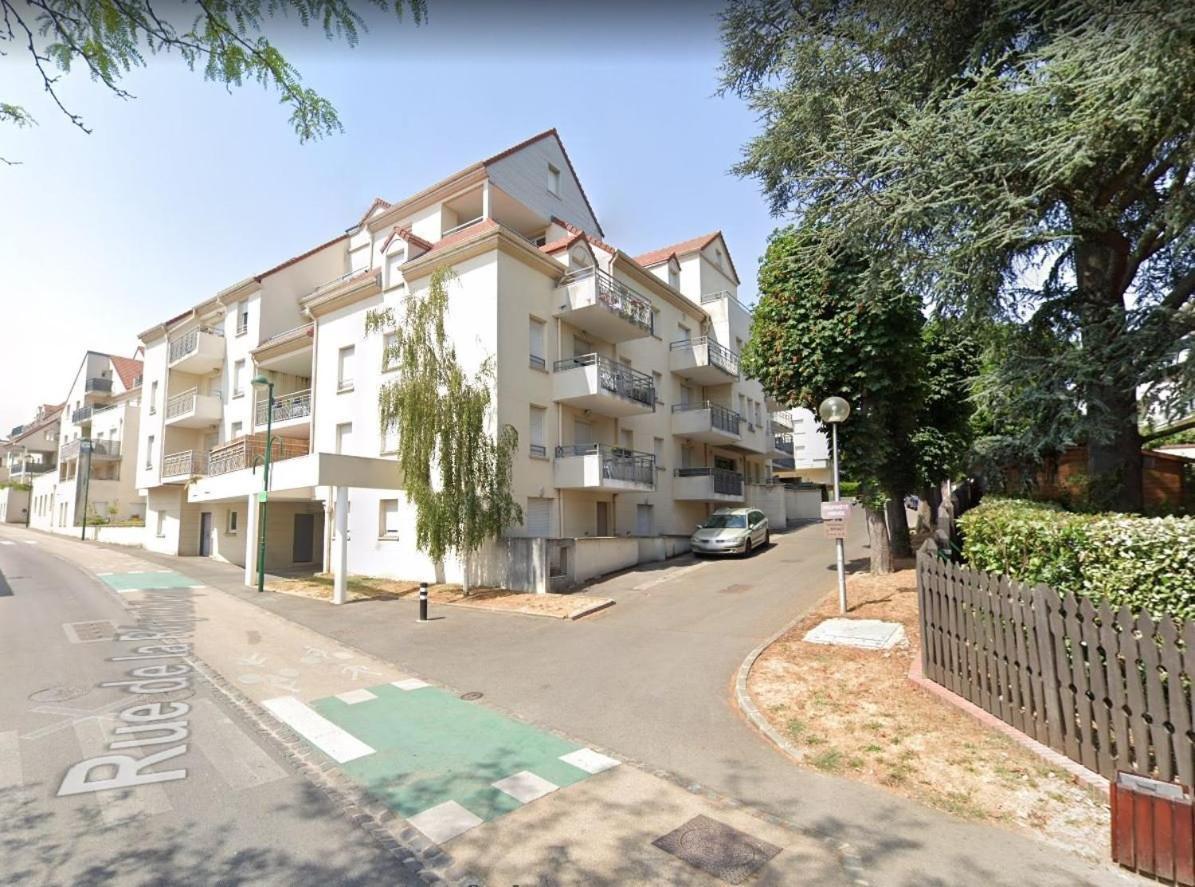 Apartmán L'Estival - Free Parking Mainvilliers  Exteriér fotografie